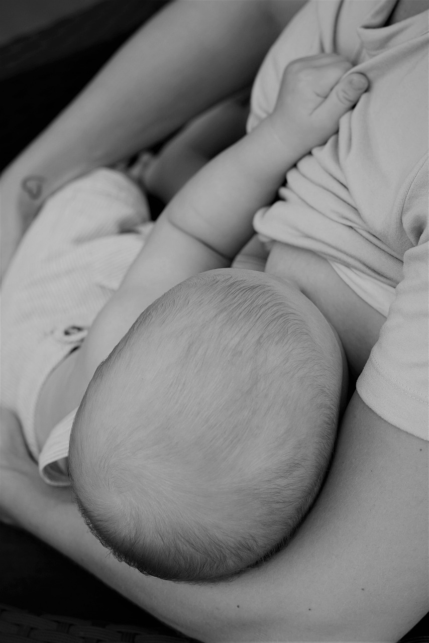 infant, happy mothers day, breastfeeding-5501169.jpg